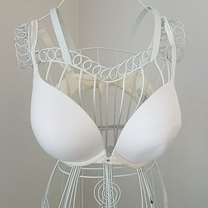 Victoria's Secret Very Sexy Push-Up Bra 38DD